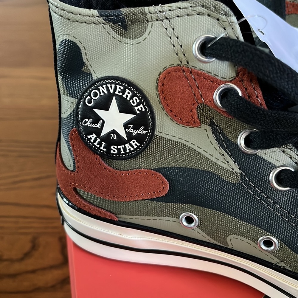 NIB Hybrid camo chuck 70 - Picture 4 of 5